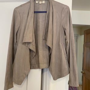 BB Dakota stylish blazer